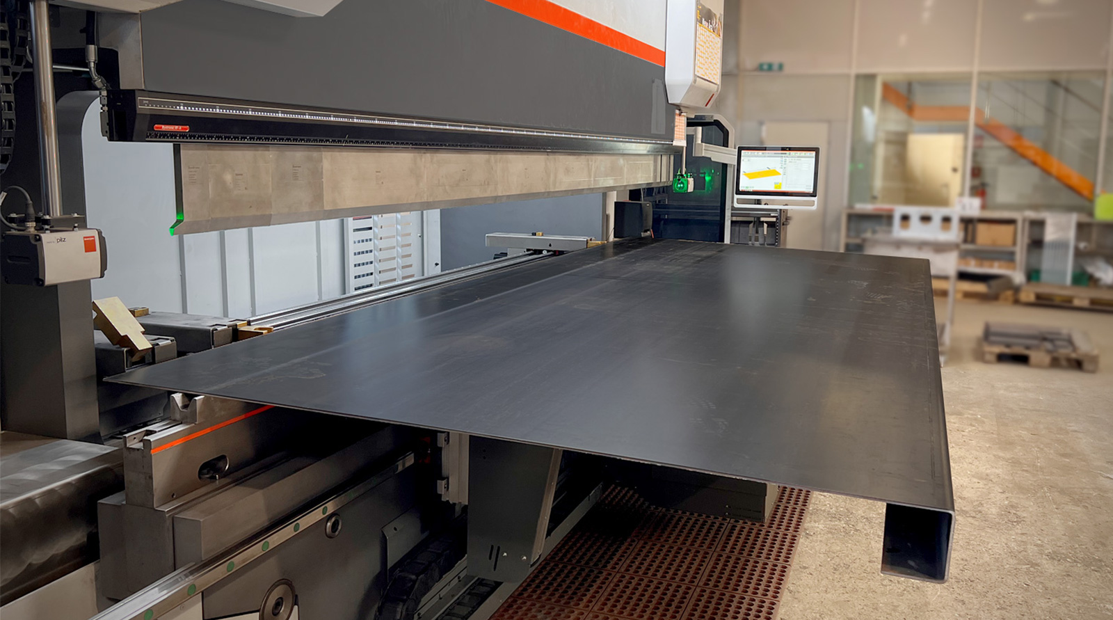 4 Meter Abkantfläche